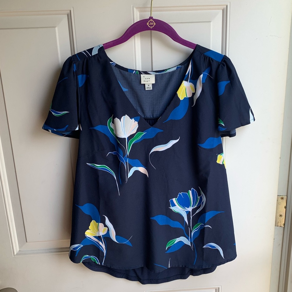 Short sleeve floral blouse top